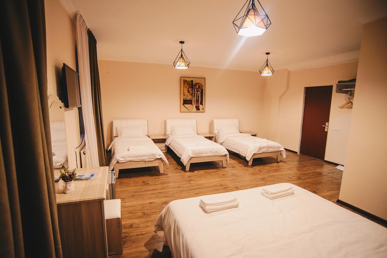 Hotel Sani 库塔伊西 外观 照片