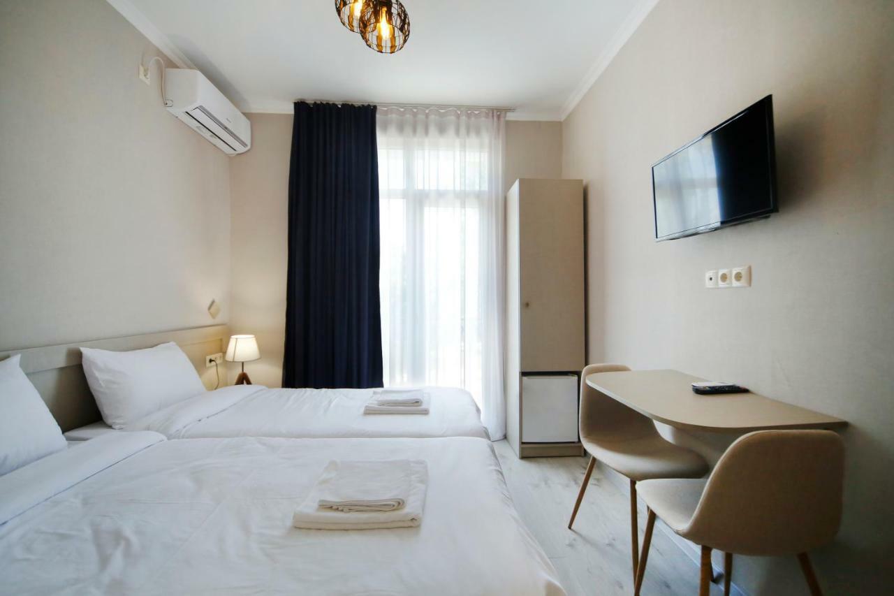 Hotel Sani 库塔伊西 外观 照片